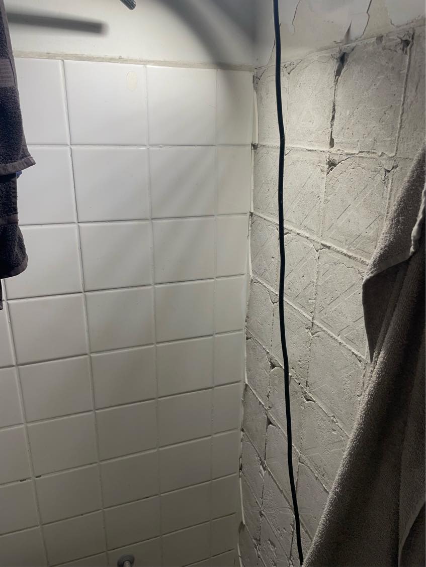 Søger murer til opsætning af klinker