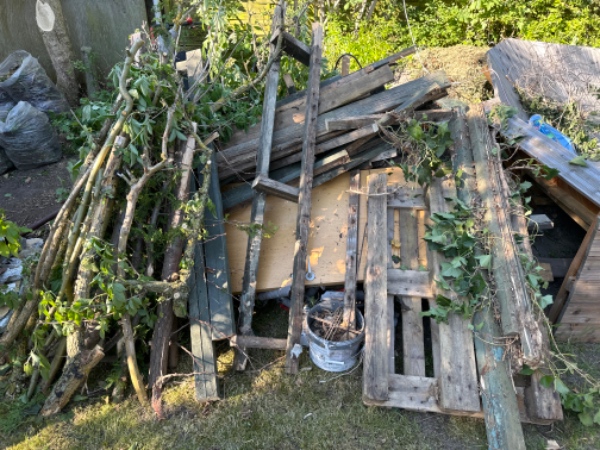 Afhentning af have- og byggeaffald