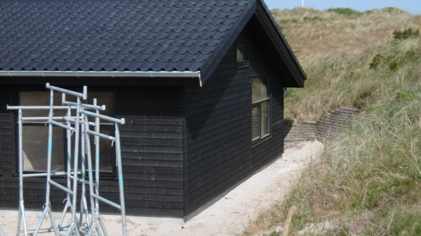 Lægge stabilgrus efterfulgt af ca. 90 m2 20X40 havefliser