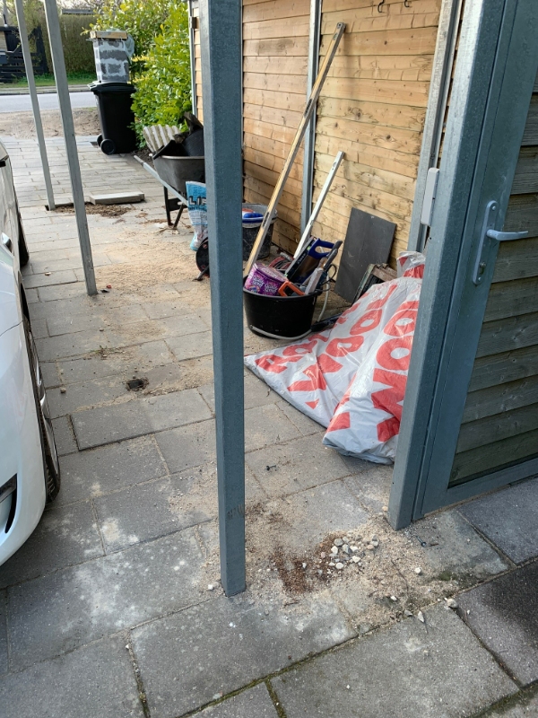 Fjerne fire stål stolper