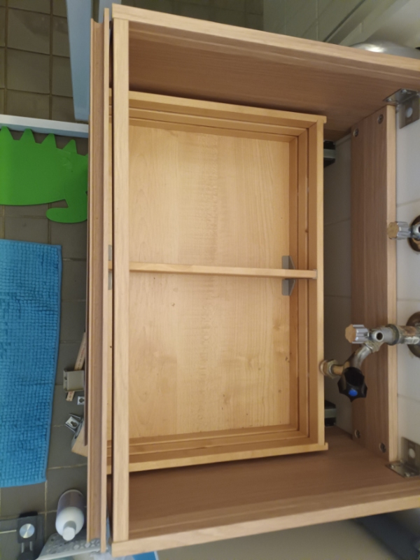 Montering af vask og skab