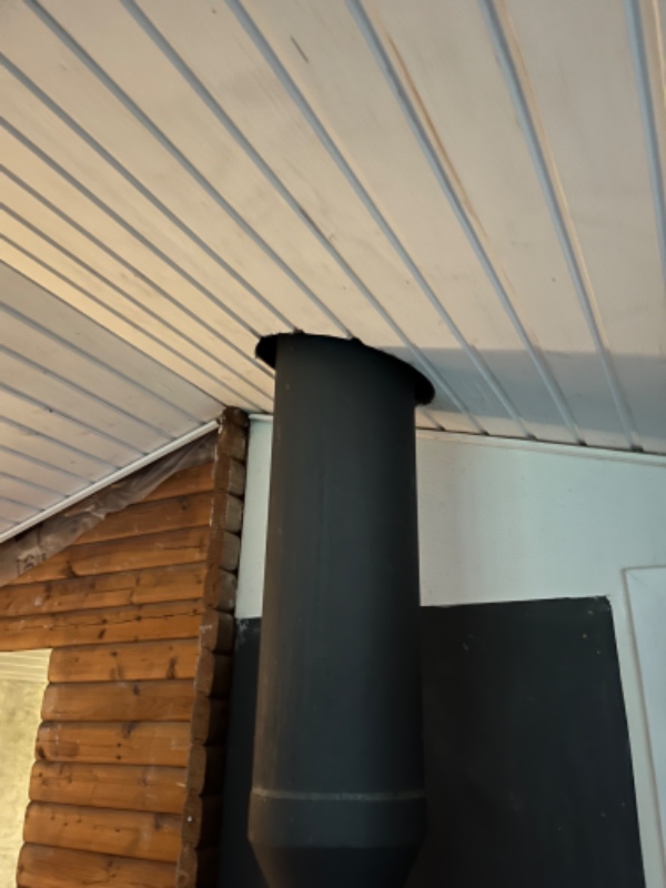 Montering af ny brændeovn og skift af skorsten