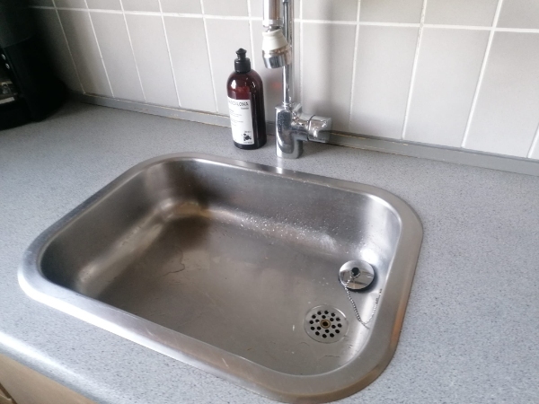 Skifte køkken vask og armatur.