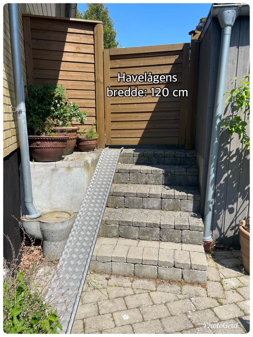 Nedgravning af trampolin