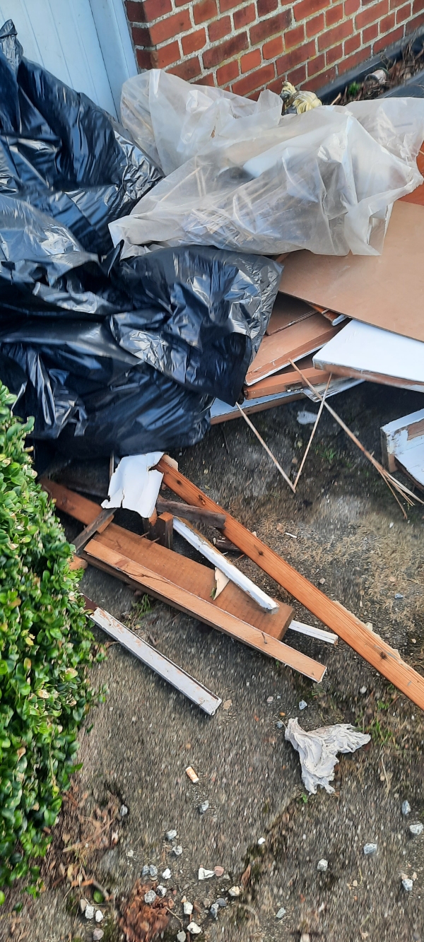 Affald  til losseplads