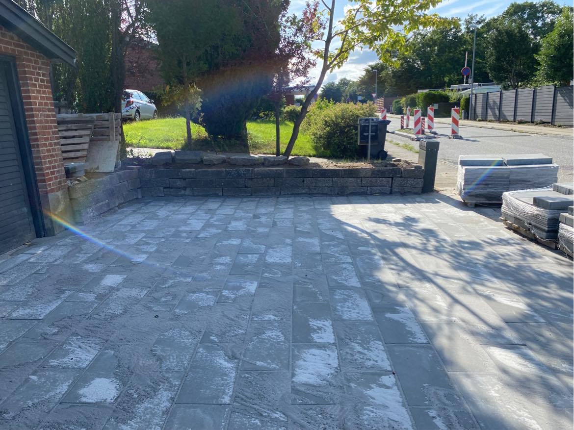 Bæres 100 stk havefliser væk fra vejen