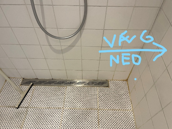 Fikset badeværelse i sommerhus