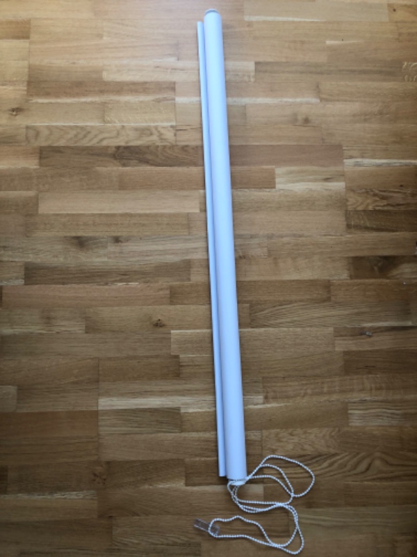 Opsætning af mørklægningsgardin med slagbor i beton/stål i Valby