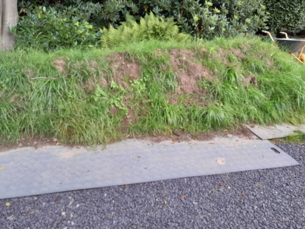 Fjernelse af ca 2 rum meter jord