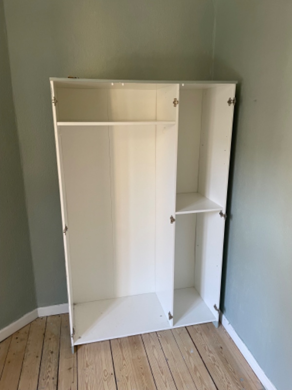 Fjernelse af 3 skabe