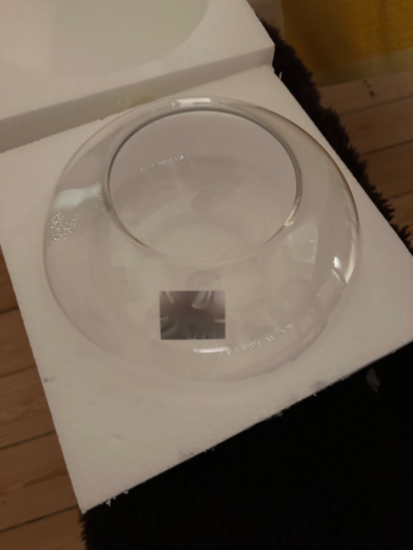 Have en lampe hængt op in 3-3,5 meters højde.