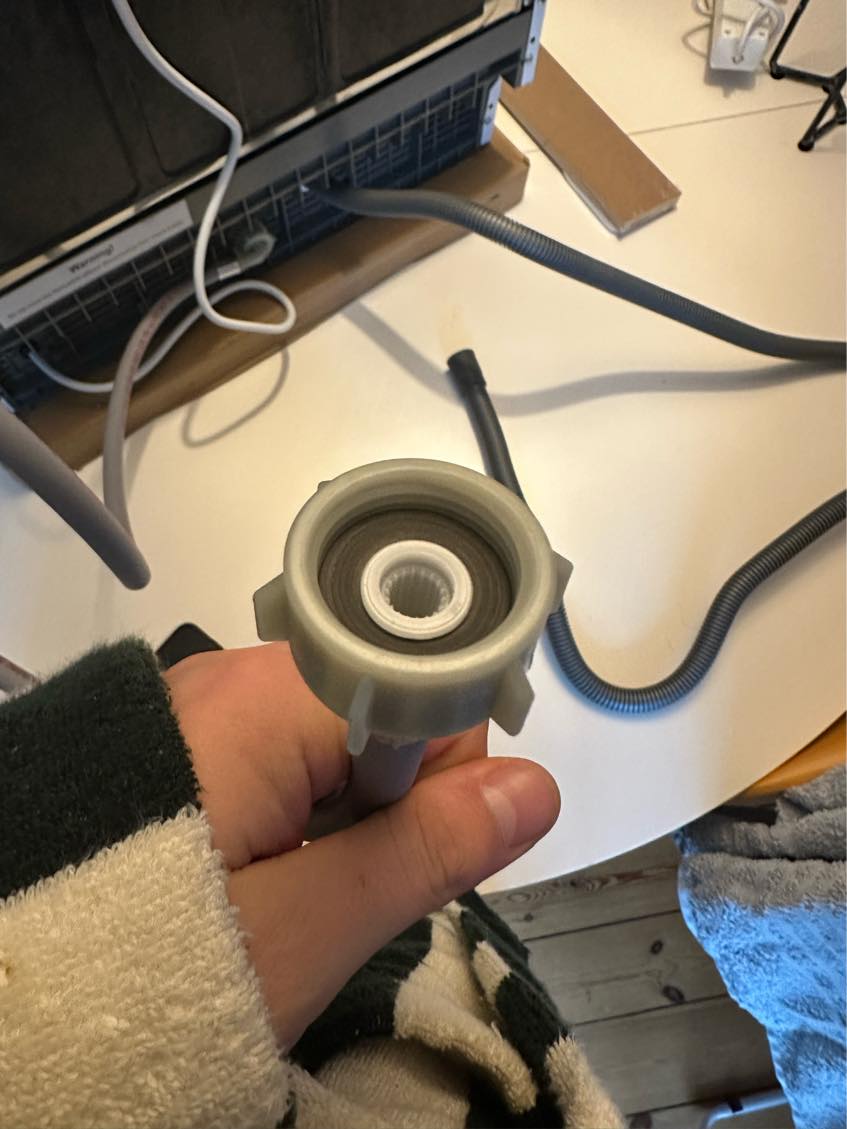 Installation af bord opvaskemaskine, og afløb