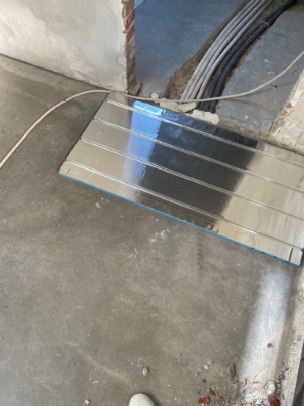 Lægning af gulvvarmeplade