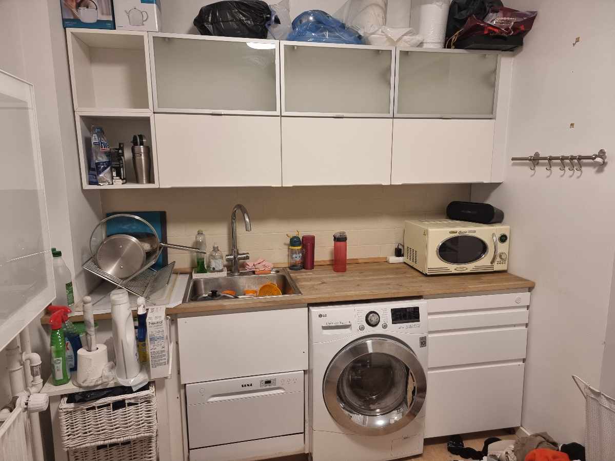 Fraflytningsrengøring, lille toilet og køkken 