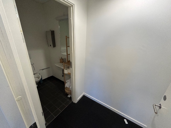 Ugentlig rengøring af kontor