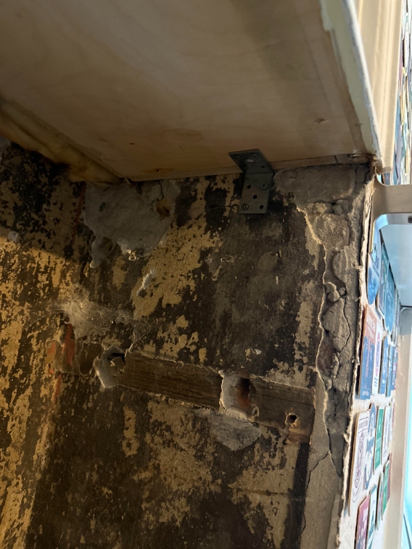 Oppudsning af murværk i indhak