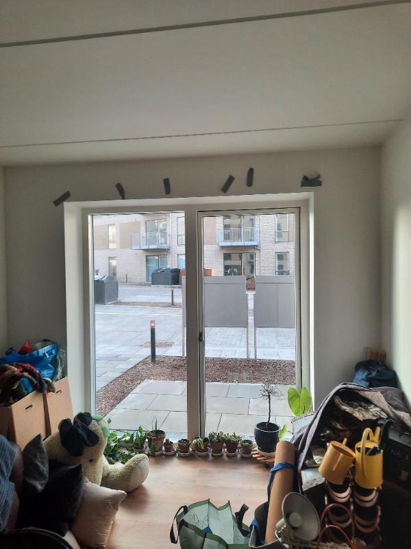 Opsætning af persienner og gardinstang