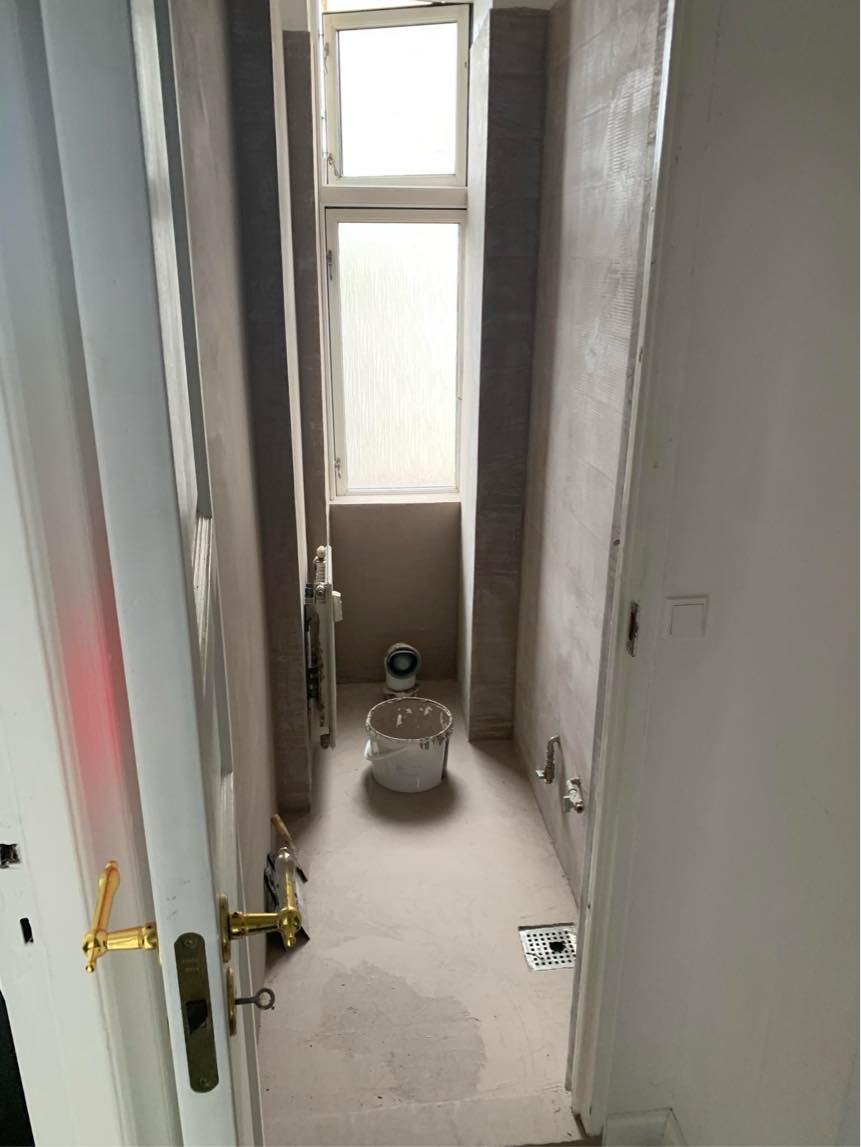 Montering af 2 badeværelser, samme andelsforening