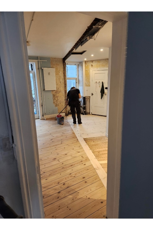 Tømrer til opsætning af køkken