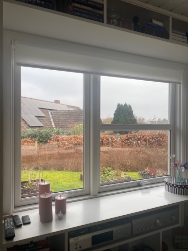 Rengøring af vinduer, samt inde i falsen