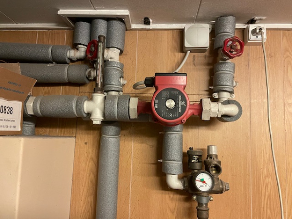 cirkulationspumpe udskiftes