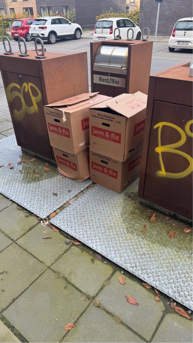 Flytte affald fra molokker