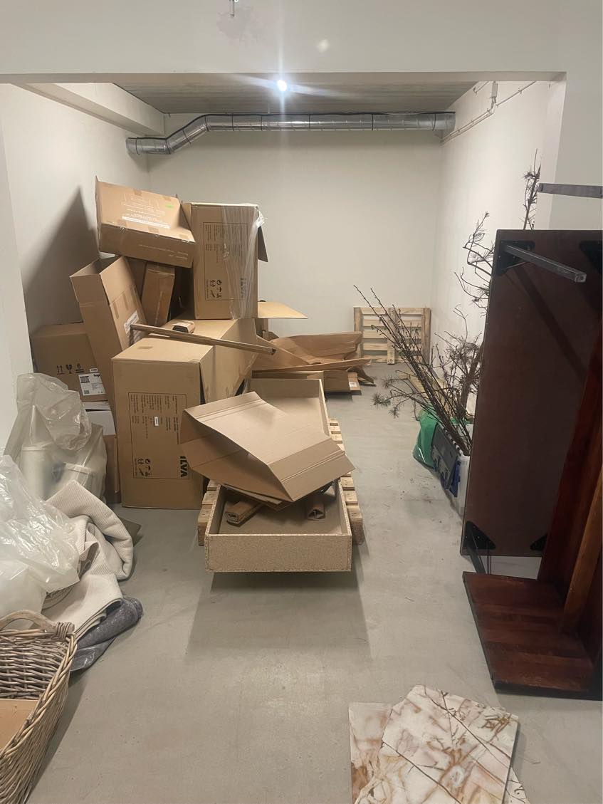 Have tømt et storskraldsrum