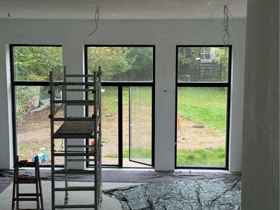 Fugekyndig til Fugning af 7 vinduer indvendig