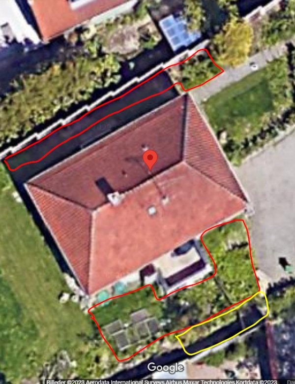 Grave jord i 15 cm, for 80 m2, 40cm for 11m2, så det er klar til at lægge fliser