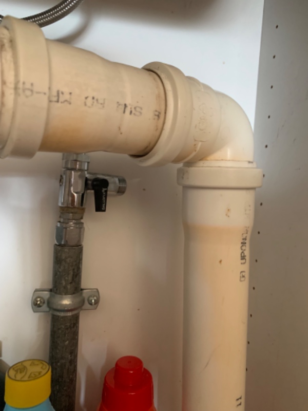 Afløb til opvaskemaskine