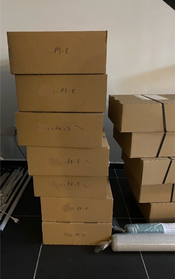 Afhentning og opbæring af kasser