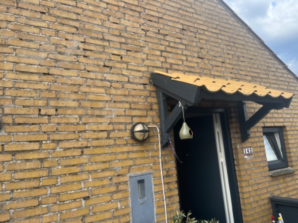 Mørtel falder ud mellem mursten ca 8-9 kvadrat m