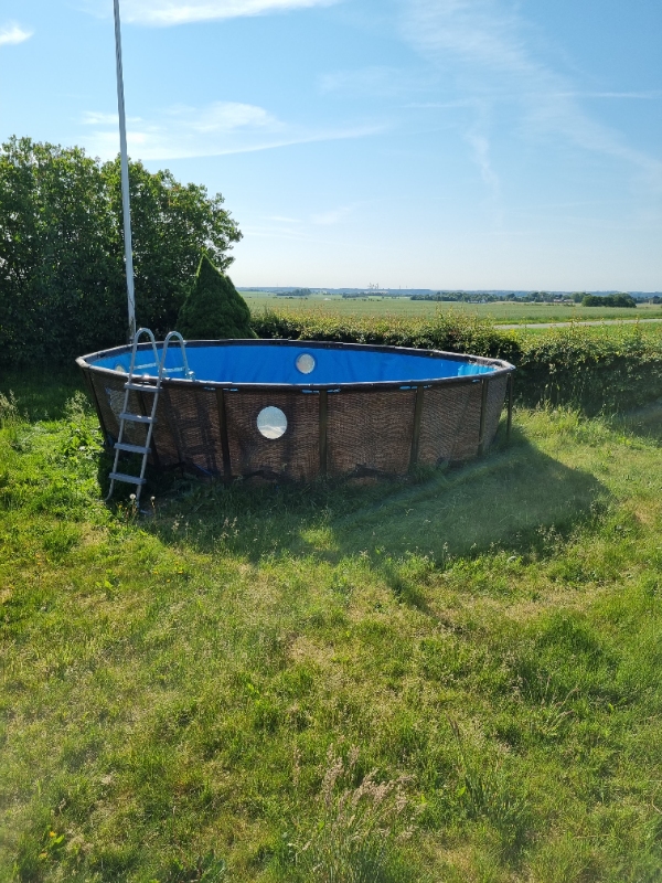 Rengøring af 23.000 liters pool, diameter 5.5 m