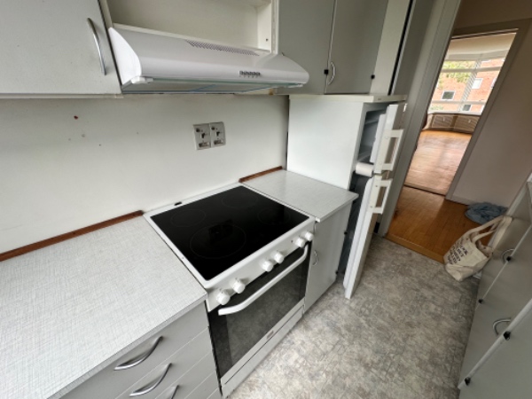 Nyt køkken og hvidevarer installation