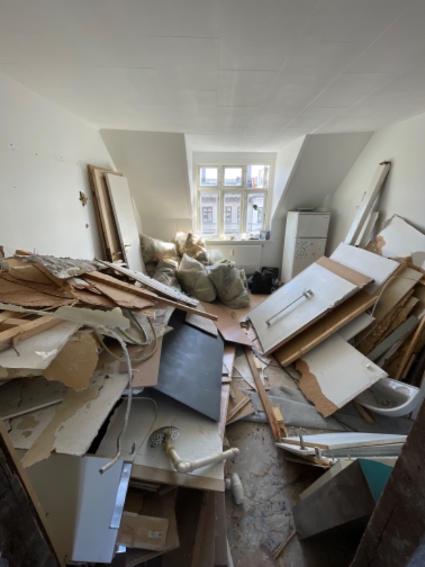 Afhentning af byggeaffald