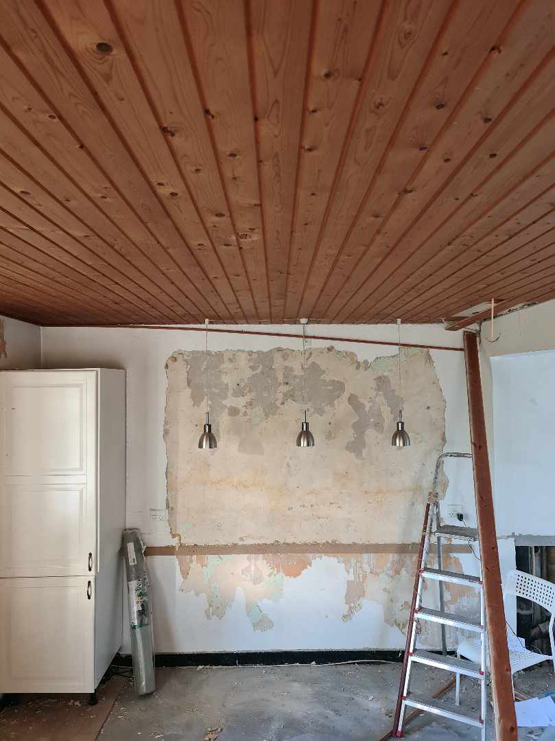 Jeg skal installere strømmen i huset er der nogen elektriker i Hillerød