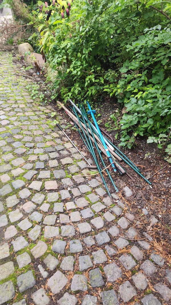 Fjernelse af diverse fra min indkørsel