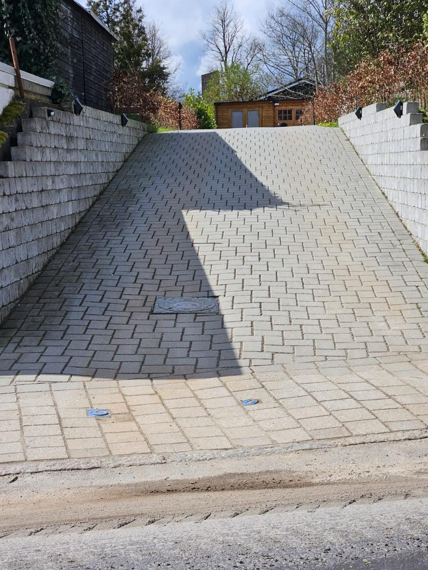 Rette kørselsspor i indkørsel