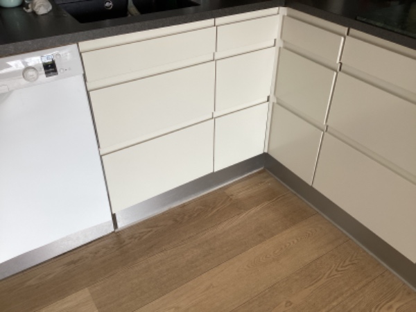 Malet køkkenlåger/skuffer