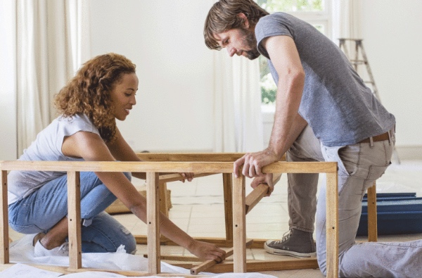 Ophængning af tv, billeder, hylder og gardiner