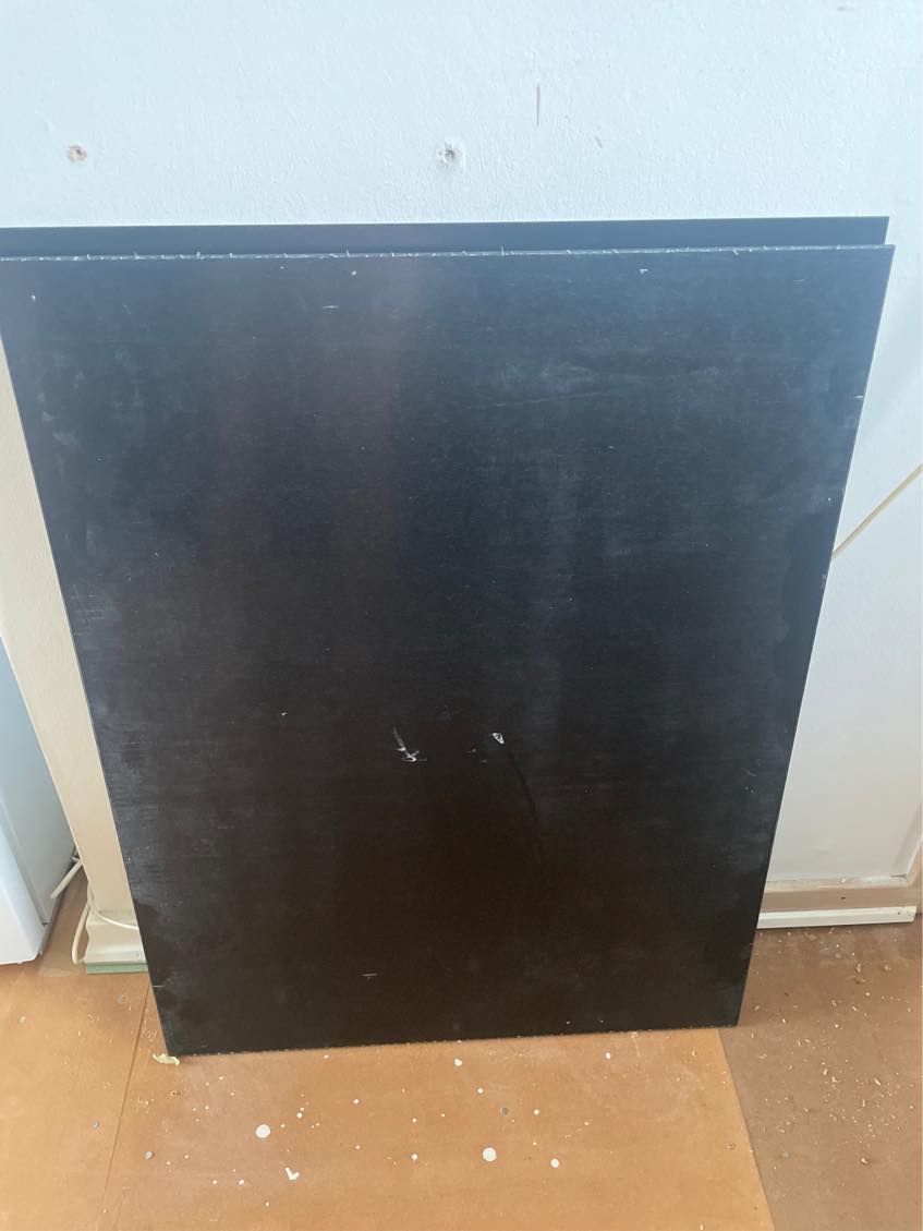 Søger erfaren hvidevaremontør: montering af 2 x køkkenlåger