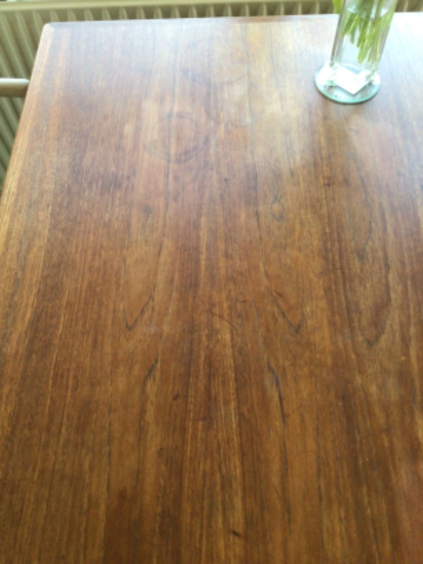 Slibning af bordplade spisebord teak