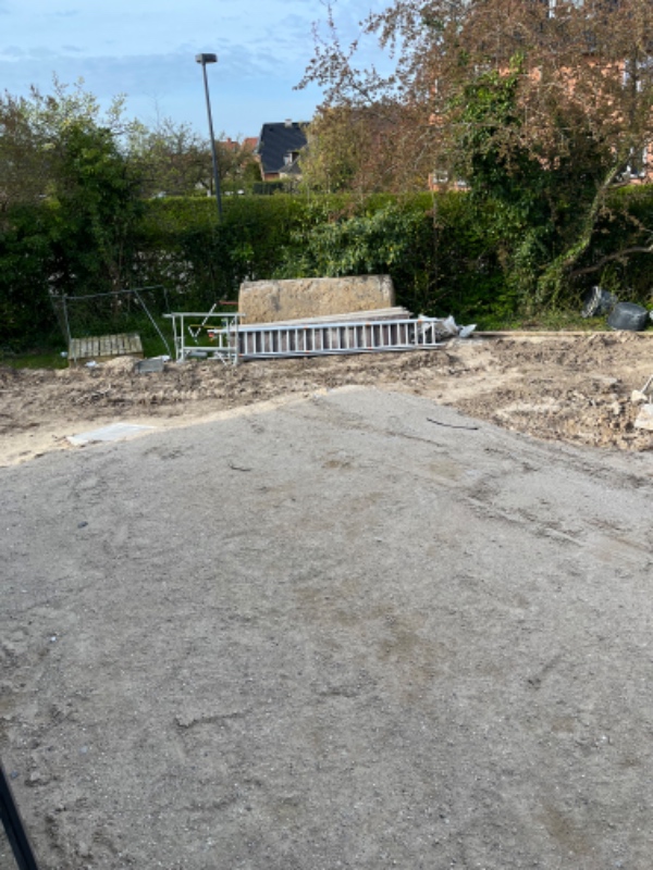 Afhentning af opgravet olietank