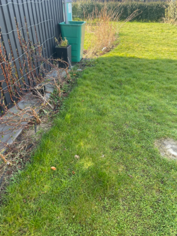 Lægge fliser som kant til bed