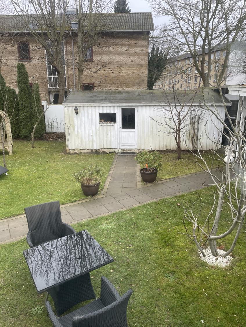 Renovering af skur + udskift af taget på garage + udskift af et par dør