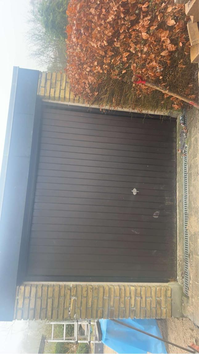 Garagedør skal laves om til en normal dør