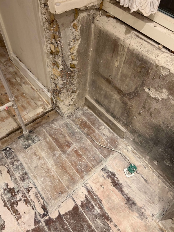 El til køkken samt lyskontakt