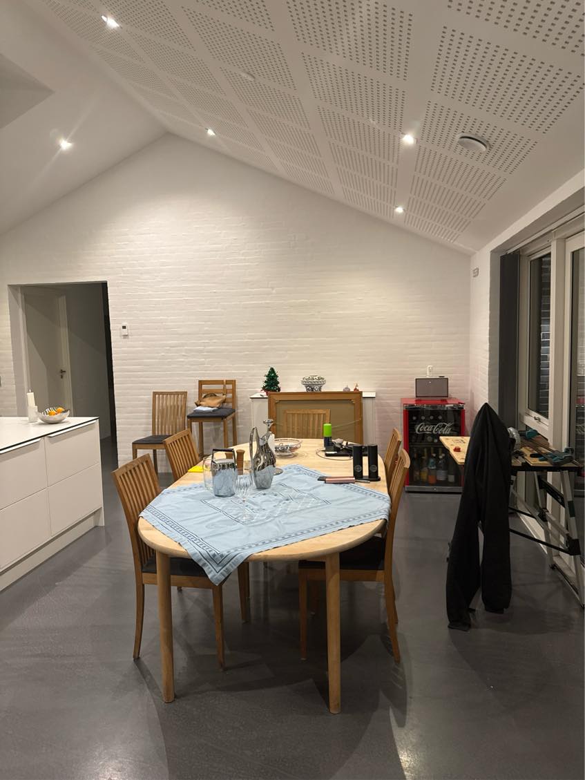 Ophængning og tilslutning af 4 loftslamper