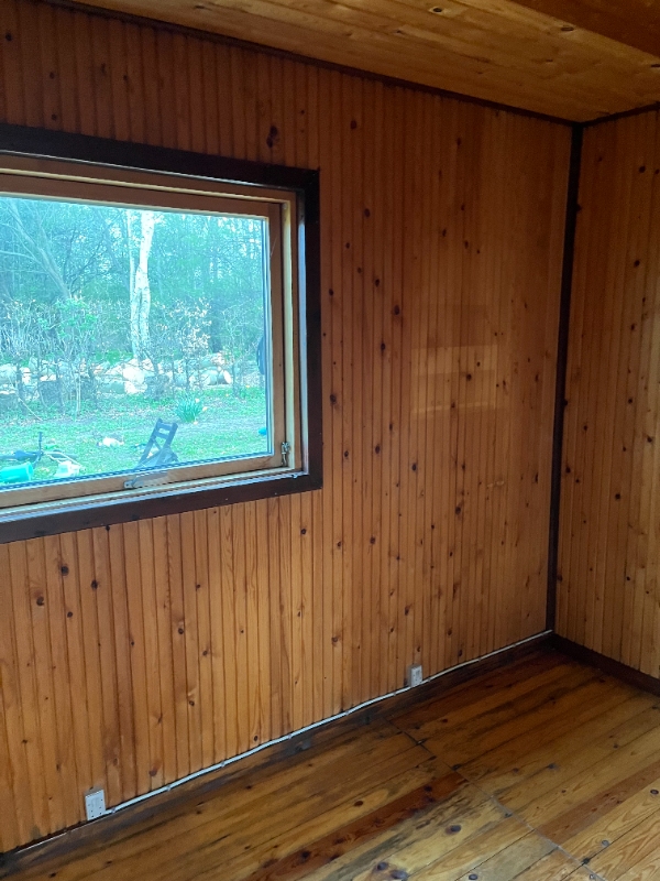 Maling af loft og vægge i 2-værelses kolonihave