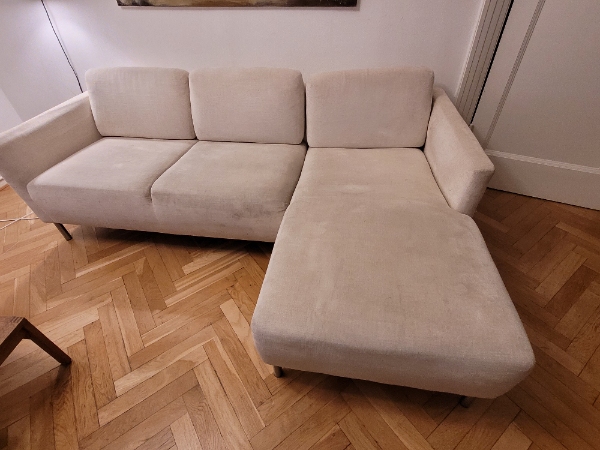 Afhentning af sofaer til storskrald